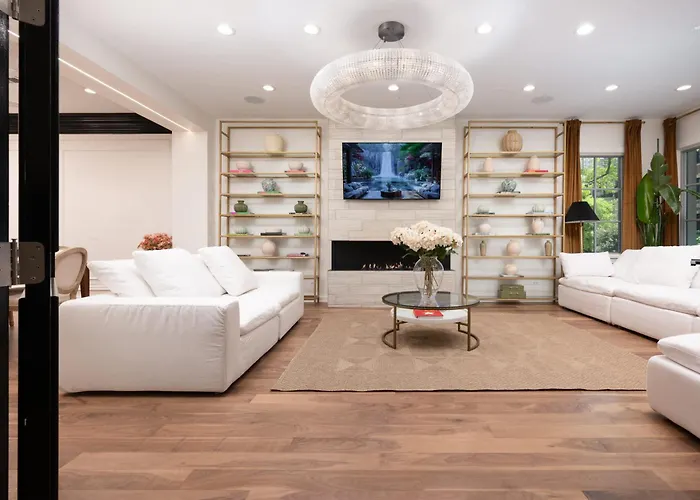 Сasa de vacaciones Stunning Gold Coast 12bd 6ba & Rooftop Patio Chicago